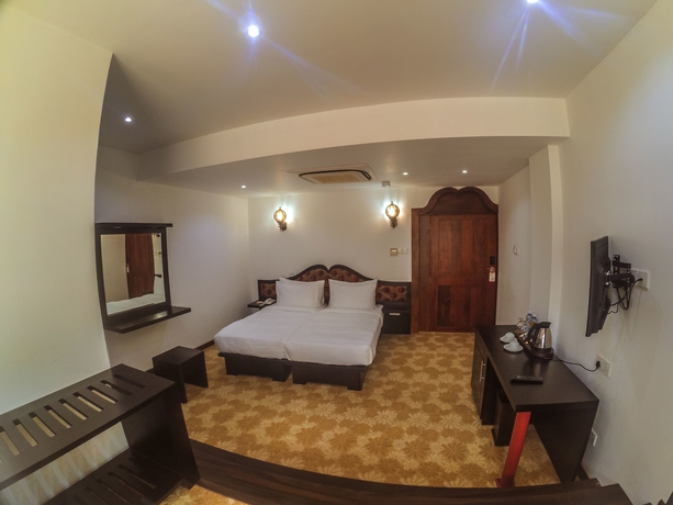 Imagen de la habitación del Hotel Royal Kandyan. Foto 14