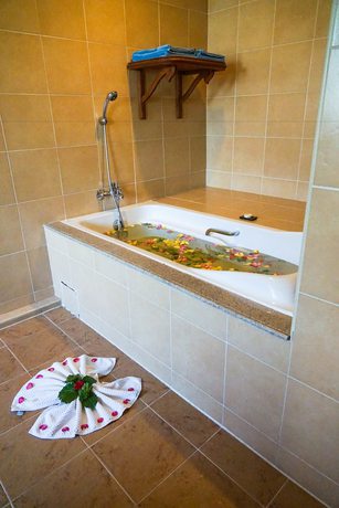 Imagen de la habitación del Hotel Royal Kaytumadi. Foto 11