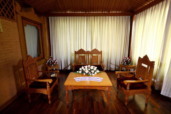 Imagen de la habitación del Hotel Royal Kaytumadi. Foto 18