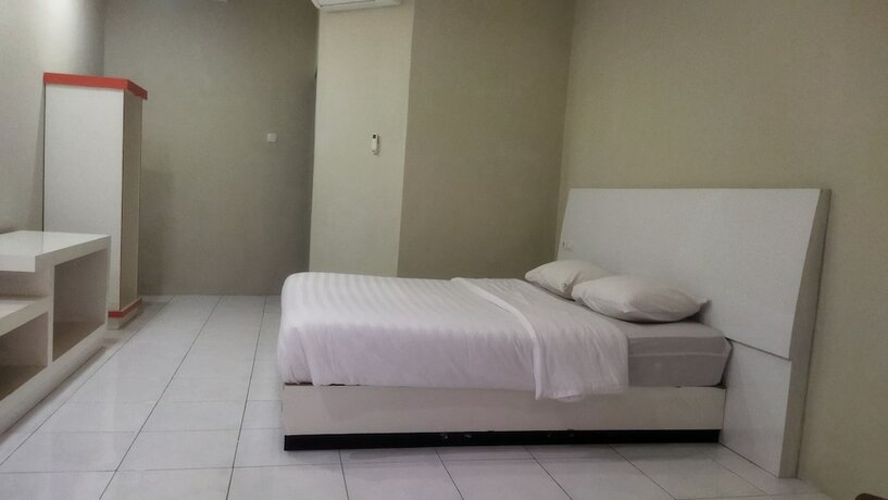 Imagen de la habitación del Hotel Royal Kencana powered by Cocotel. Foto 18