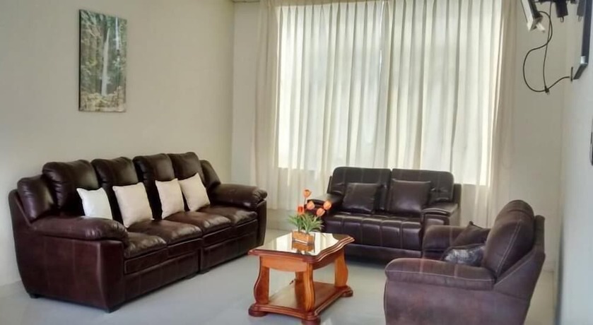 Imagen de los interiores del Hotel Royal Kerkus. Foto 17