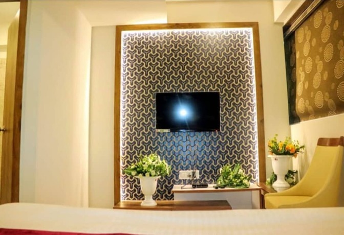 Imagen de la habitación del Hotel Royal King Nana Chiloda. Foto 19
