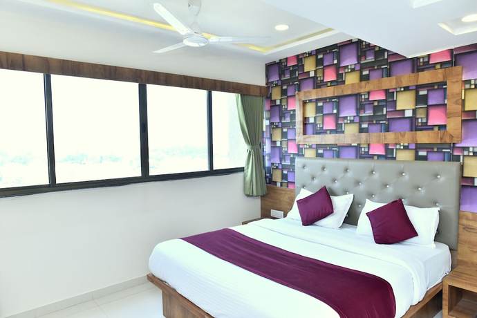 Imagen de la habitación del Hotel Royal King by Sky Stays. Foto 8