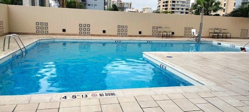 Imagen de la piscina del Hotel Royal Kuhio, Honolulu. Foto 19