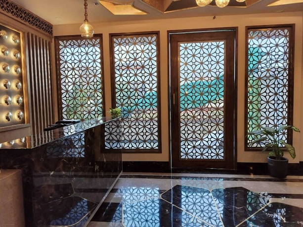 Imagen de los interiores del Hotel Royal Lakshmi Palace. Foto 16