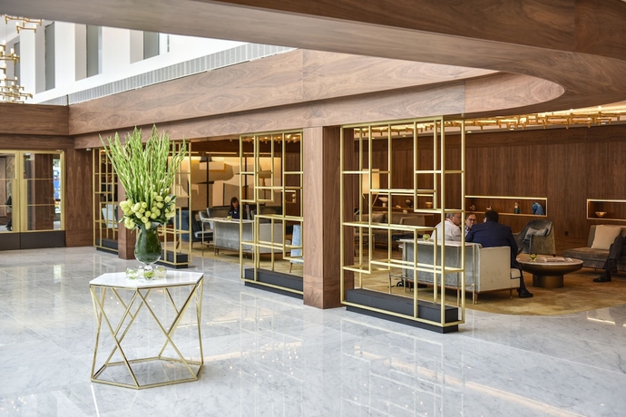 Imagen del bar/restaurante del Hotel Royal Lancaster London. Foto 2