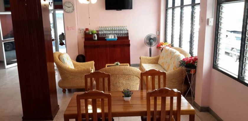 Imagen de los interiores del Hotel Royal Land Mae Klong. Foto 12