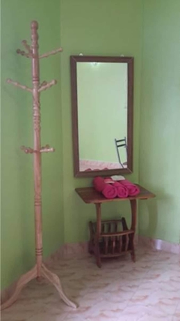 Imagen de la habitación del Hotel Royal Land Mae Klong. Foto 7