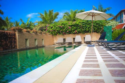 Imagen de la habitación del Hotel Royal Lee Resort and Spa. Foto 2