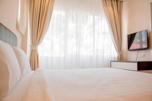 Imagen de la habitación del Hotel Royal Lee Resort and Spa. Foto 13