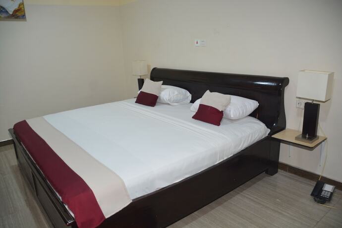Imagen general del Hotel Royal Lee\'s. Foto 2