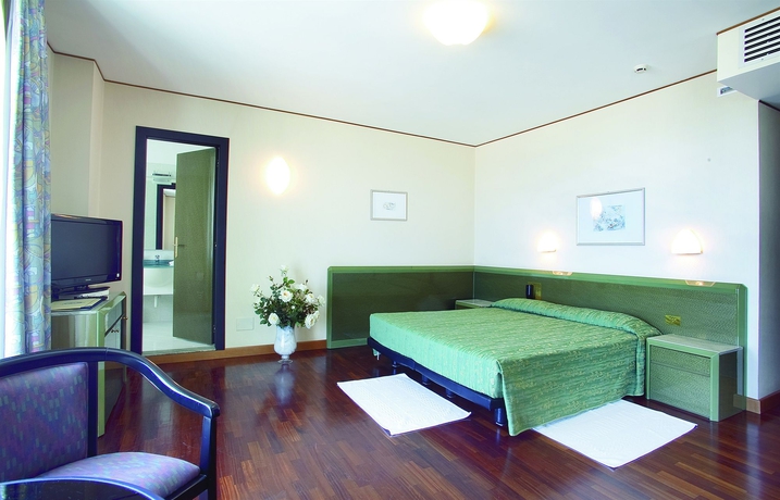 Imagen de la habitación del Hotel Royal, Lido Di Fermo. Foto 7