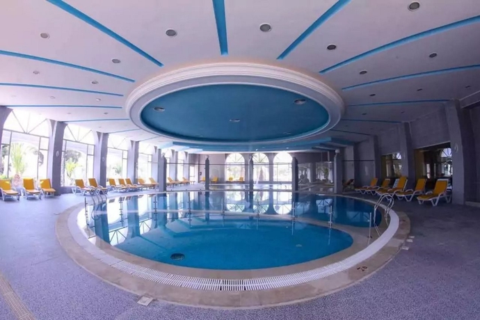 Imagen general del Hotel Royal Lido Resort and Spa. Foto 9