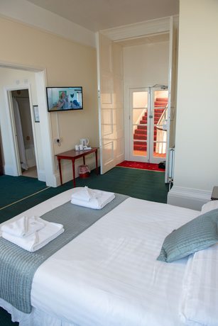 Imagen de la habitación del Hotel Royal Lion. Foto 17