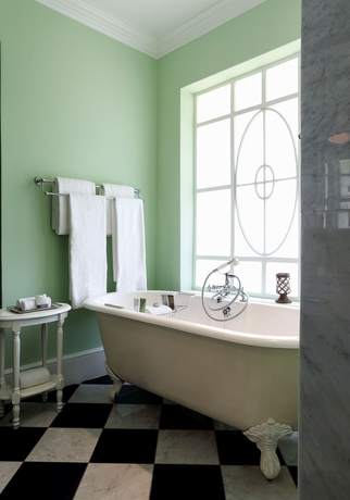 Imagen de la habitación del Hotel Royal Livingstone Victoria Falls Zambia By Anantara. Foto 4