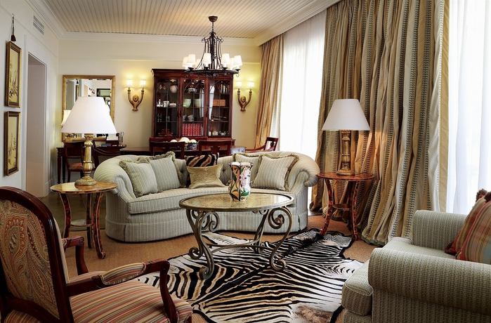 Imagen de los interiores del Hotel Royal Livingstone Victoria Falls Zambia By Anantara. Foto 13