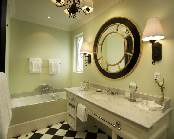 Imagen de la habitación del Hotel Royal Livingstone Victoria Falls Zambia By Anantara. Foto 6