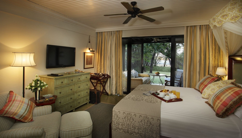 Imagen de la habitación del Hotel Royal Livingstone Victoria Falls Zambia By Anantara. Foto 7
