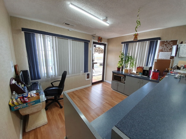 Imagen de los interiores del Hotel Royal Lodge, Absecon. Foto 19