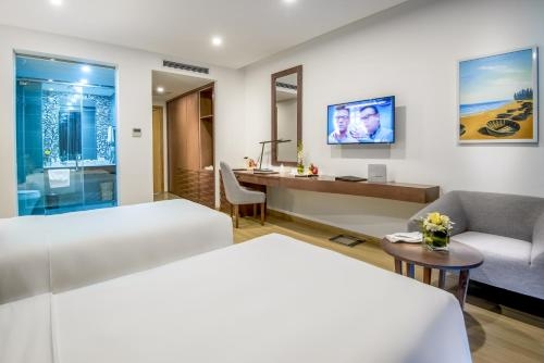 Imagen de la habitación del Hotel Royal Lotus Danang. Foto 6