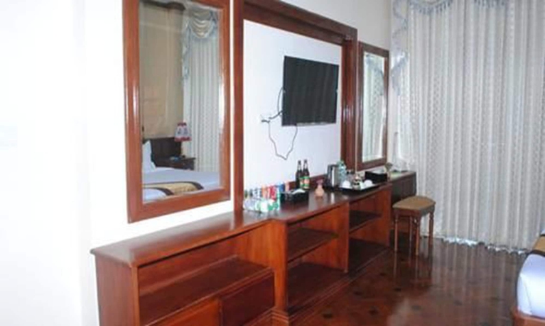 Imagen de la habitación del Hotel Royal Lotus. Foto 8