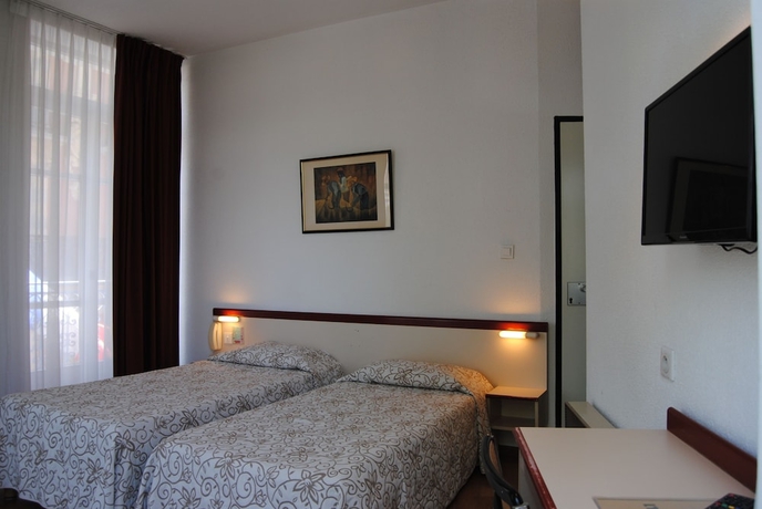 Imagen de la habitación del Hotel Royal, Lourdes. Foto 8