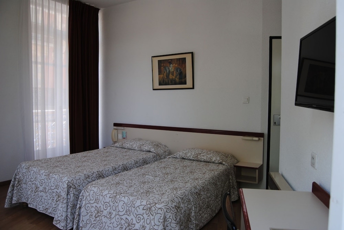 Imagen de la habitación del Hotel Royal, Lourdes. Foto 14