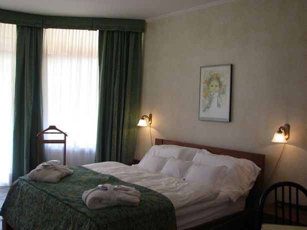 Imagen de la habitación del Hotel Royal, Loveno. Foto 8