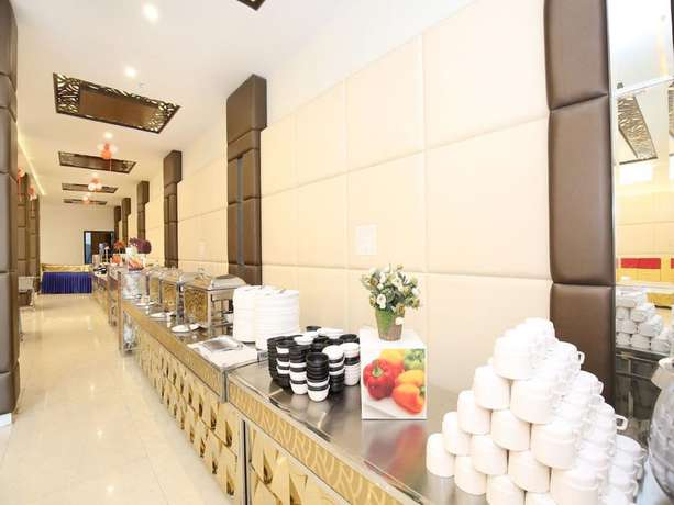 Imagen del bar/restaurante del Hotel Royal MJS Pinjore. Foto 5