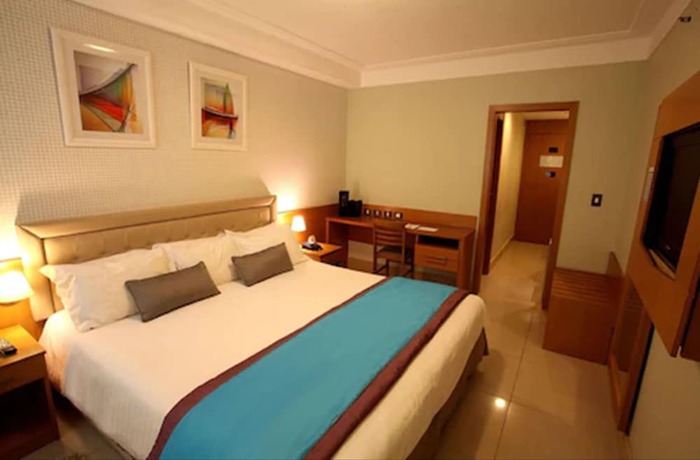 Imagen de la habitación del Hotel Royal Maca&eacute; Palace. Foto 7