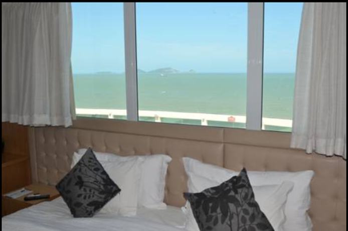 Imagen de la habitación del Hotel Royal Maca&eacute; Palace. Foto 10