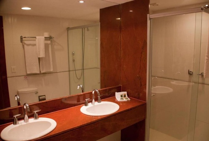 Imagen de la habitación del Hotel Royal Maca&eacute; Palace. Foto 17