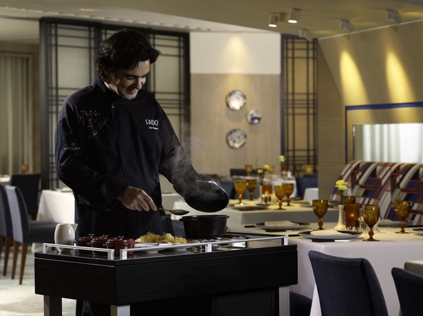 Imagen del bar/restaurante del Hotel Royal Macau. Foto 5