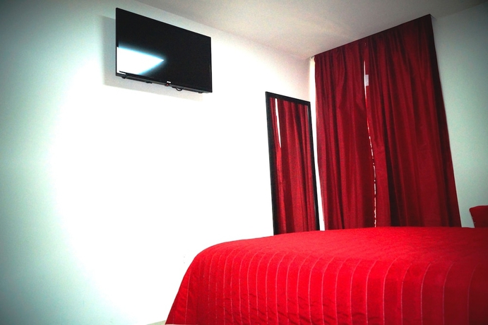 Imagen de la habitación del Hotel Royal Madero Inn. Foto 14