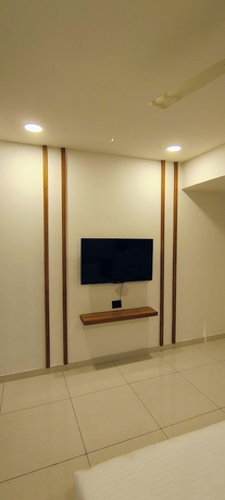 Imagen de la habitación del Hotel Royal Manor-Rajkot. Foto 13