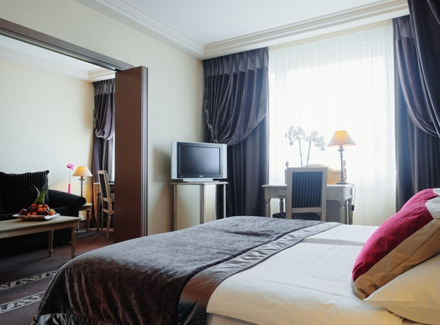 Imagen de la habitación del Hotel Royal Manotel. Foto 6