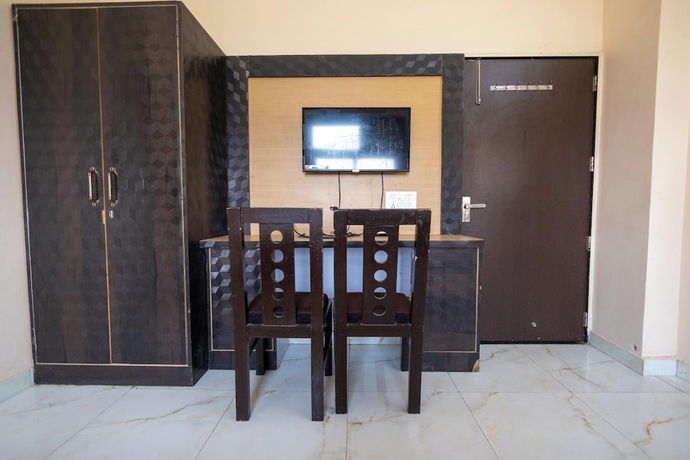 Imagen de la habitación del Hotel Royal Mansion Lawns. Foto 11