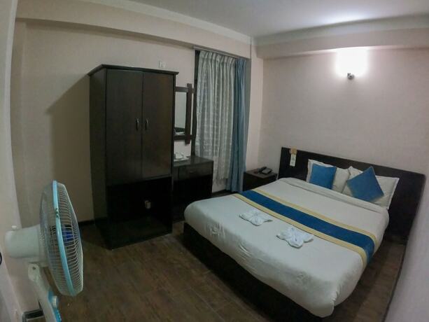 Imagen de la habitación del Hotel Royal Mantra. Foto 13
