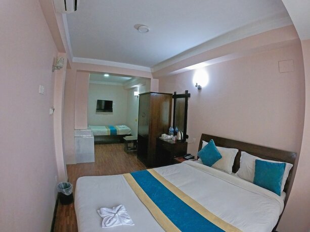 Imagen de la habitación del Hotel Royal Mantra. Foto 18