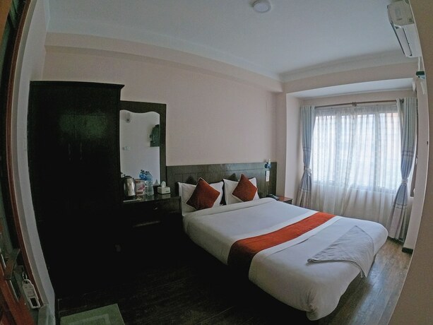 Imagen general del Hotel Royal Mantra. Foto 12