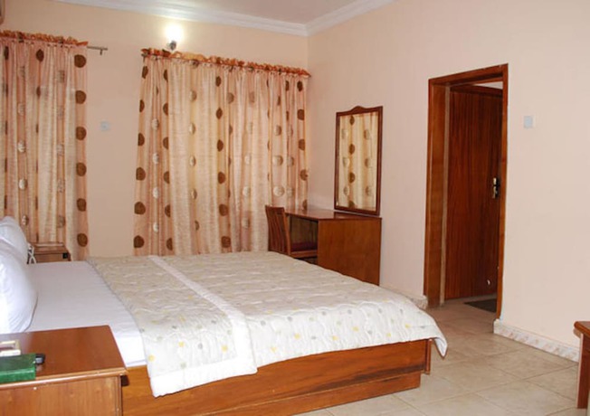 Imagen de la habitación del Hotel Royal Marble. Foto 17