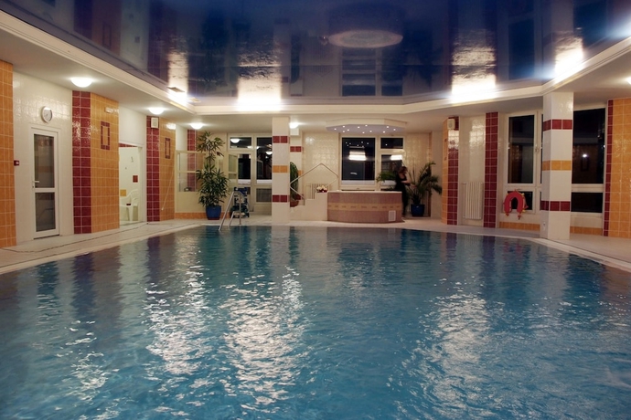 Imagen de la piscina del Hotel Royal Marianske Lazne. Foto 19