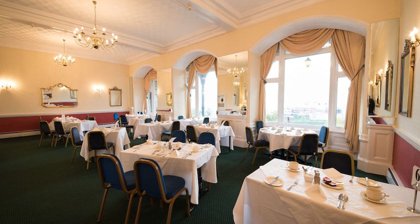 Imagen del bar/restaurante del Hotel Royal Marine, Hunters Quay. Foto 5