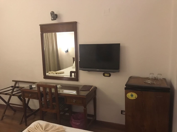 Imagen de la habitación del Hotel Royal Marshal. Foto 7