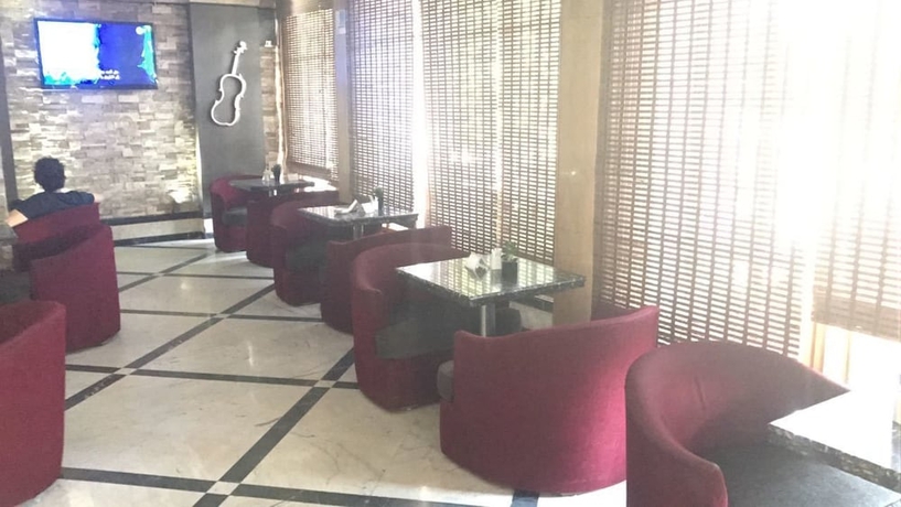 Imagen de los interiores del Hotel Royal Marshal. Foto 19