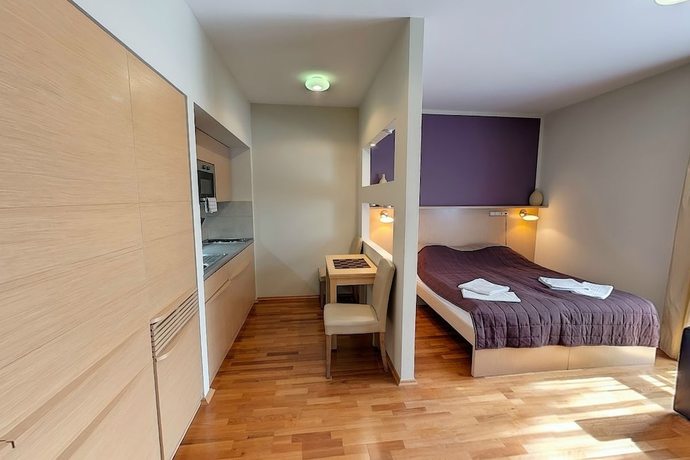 Imagen de la habitación del Hotel Royal Mediterran. Foto 16