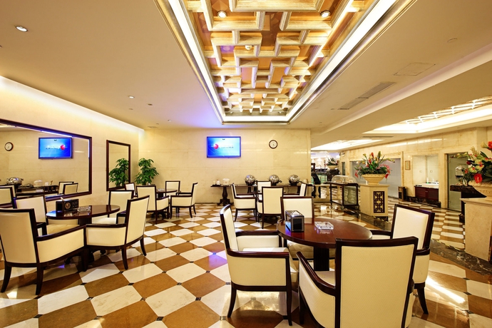 Imagen del bar/restaurante del Hotel Royal Mediterranean. Foto 4