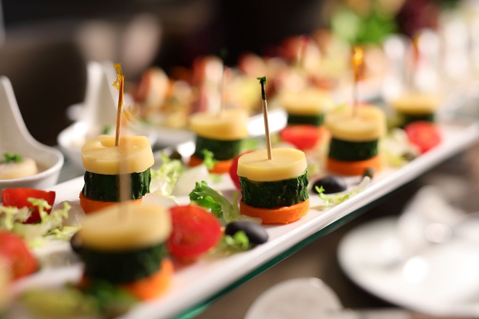 Imagen del bar/restaurante del Hotel Royal Mediterranean. Foto 6