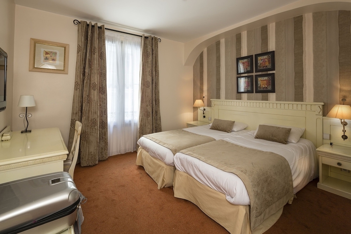 Imagen de la habitación del Hotel Royal, Montpellier. Foto 5