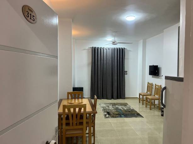 Imagen de la habitación del Hotel Royal Mountain, New Al Qarnh City. Foto 4